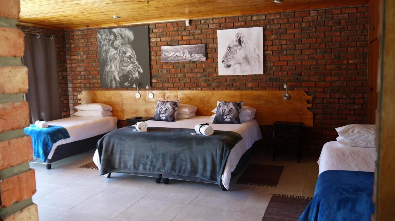 The Bay Inn Port Elizabeth Exterior photo