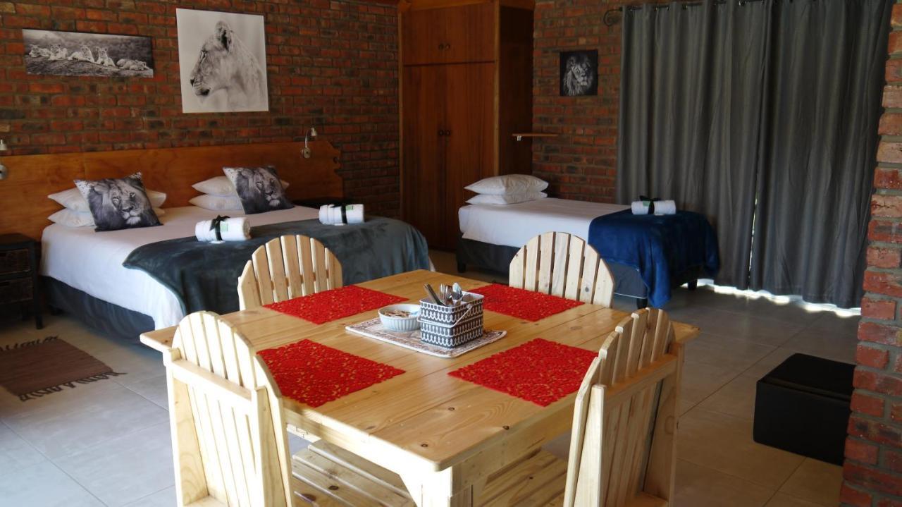 The Bay Inn Port Elizabeth Exterior photo